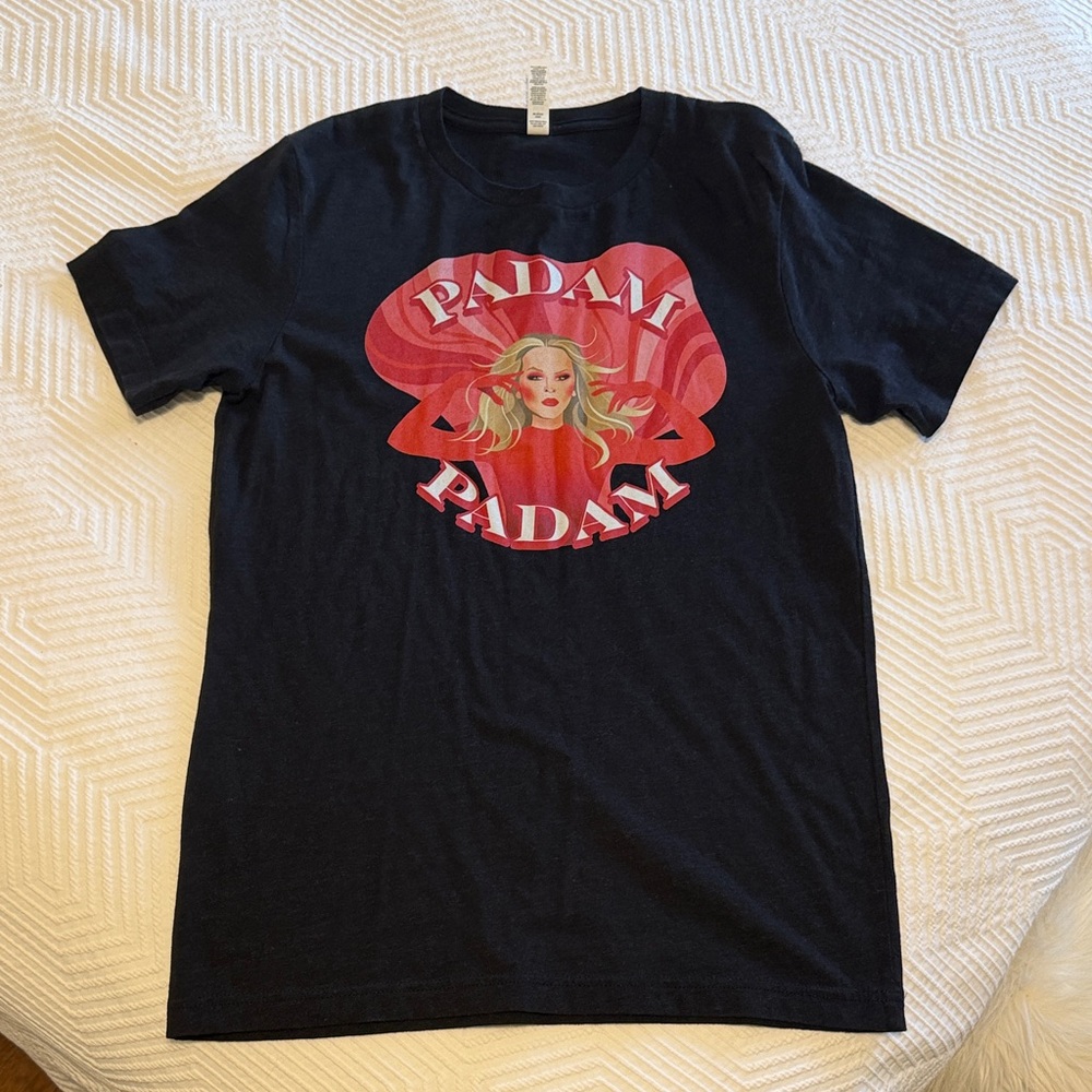 Swish Embassy Men’s Dark Gray Kylie Minogue Shirt - Medium